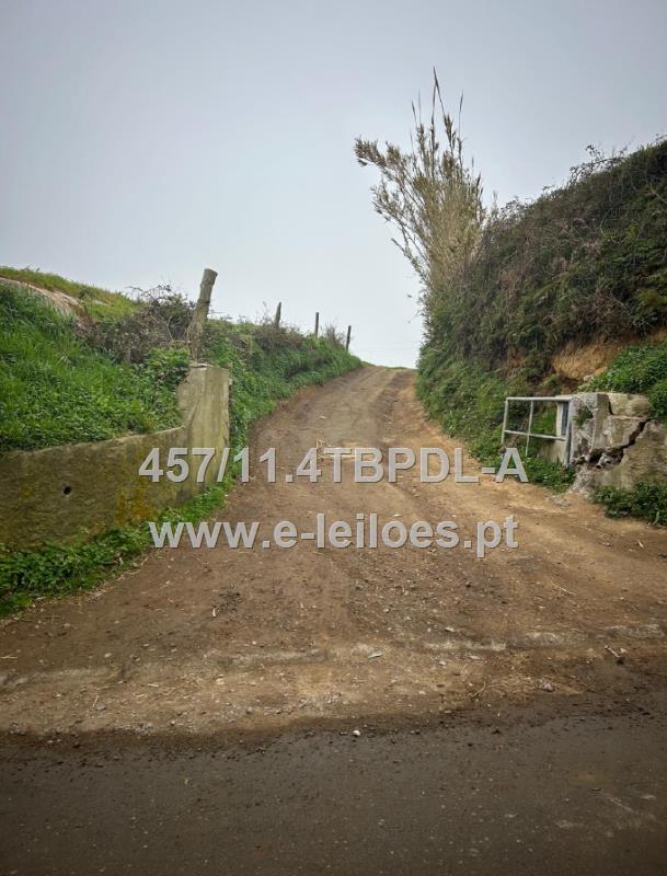 Fotografia de imóvel: METADE INDIVISA DO PRÉDIO RÚSTICO