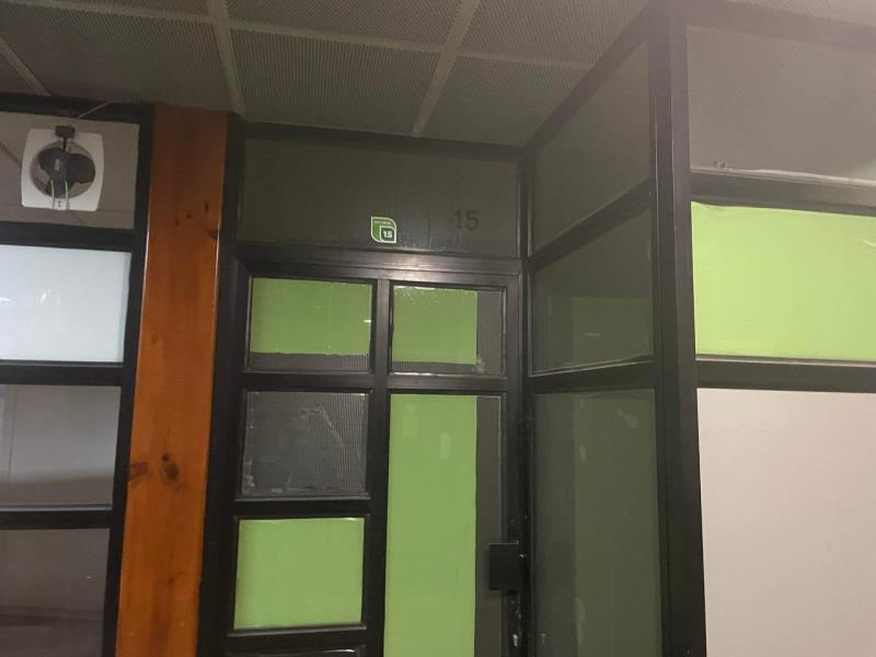 Fotografia de imóvel: Fração autonoma destinada a comércio sita em Vila Real