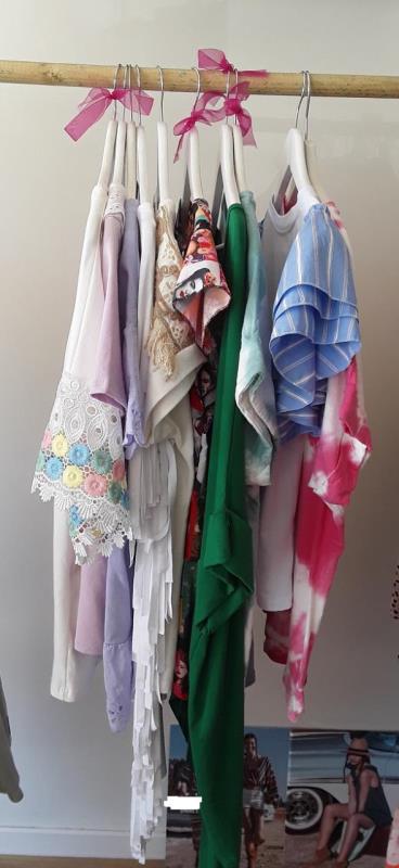 Fotografia de mobiliário: Blusas de Senhora